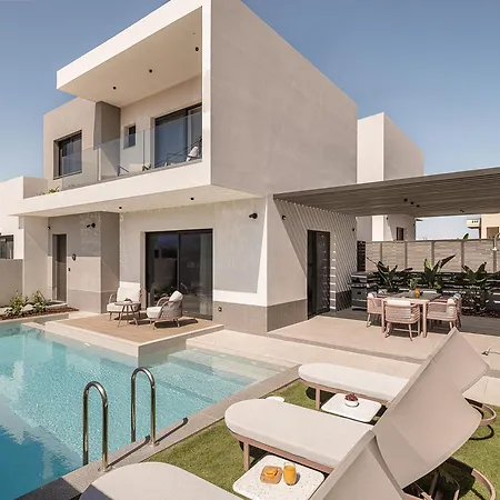Sav & Leo Mindful Residences Vila Chorafakia