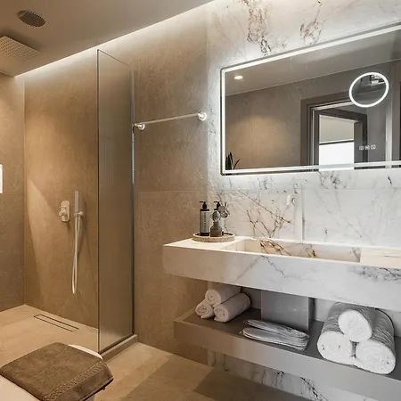 Villa Sav & Leo Mindful Residences