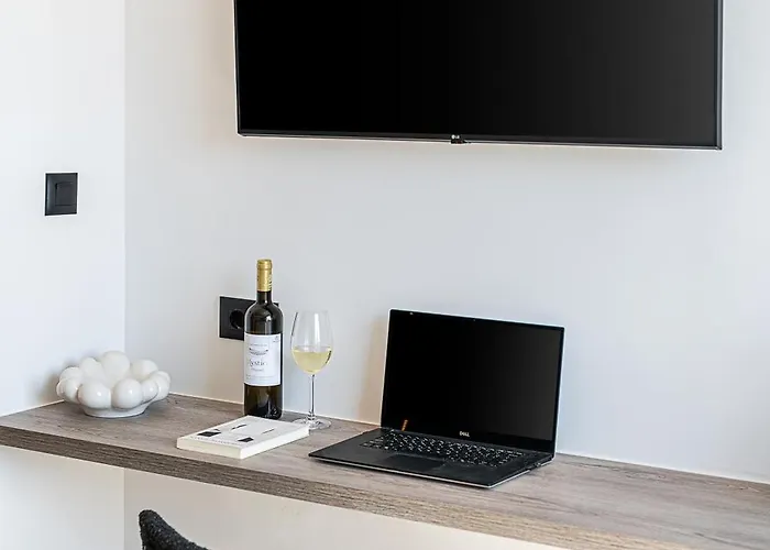 Sav & Leo Mindful Residences Willa *