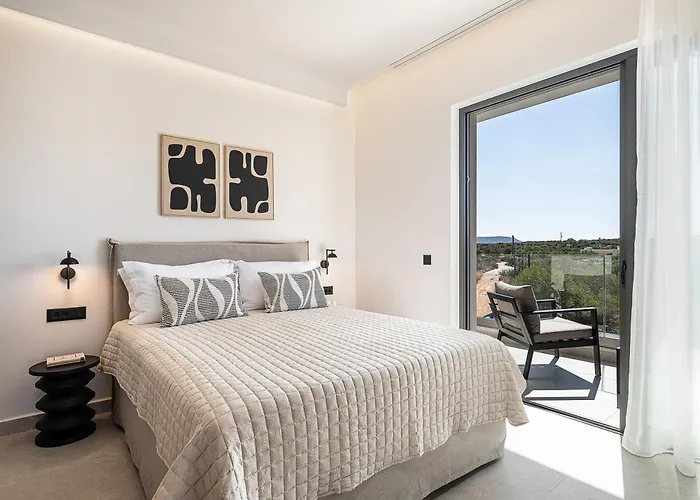 فيلة Sav & Leo Mindful Residences *